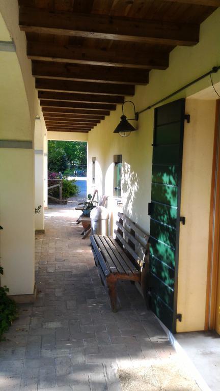Casale Del Leon Villa โตโล ภายนอก รูปภาพ
