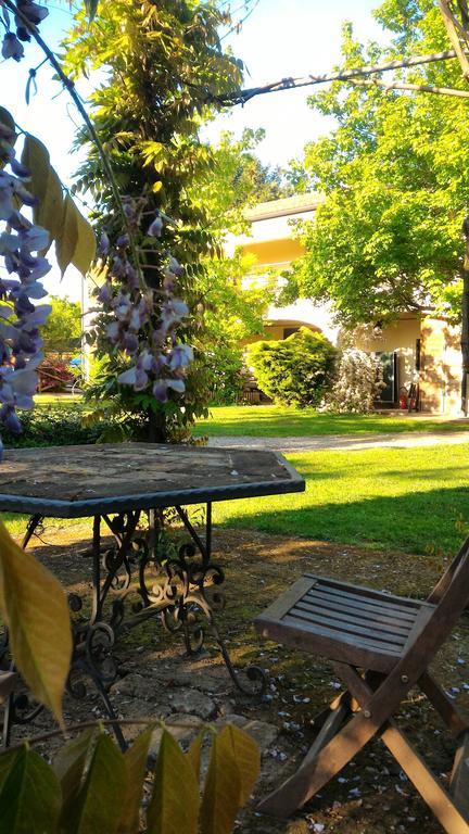 Casale Del Leon Villa โตโล ภายนอก รูปภาพ